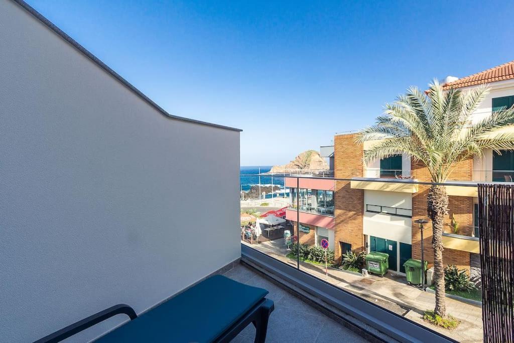 Luxury And Modern Apartment In Porto Moniz Center Exterior foto
